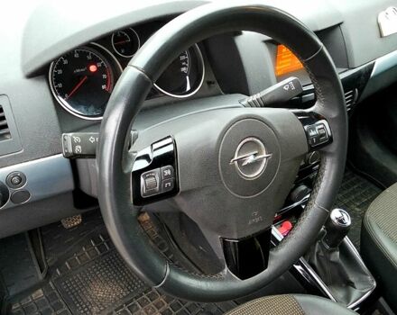 Серый Опель Астра, объемом двигателя 1.8 л и пробегом 222 тыс. км за 3950 $, фото 10 на Automoto.ua