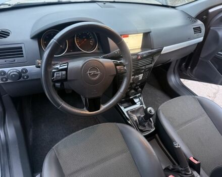 Сірий Опель Астра, об'ємом двигуна 1.7 л та пробігом 271 тис. км за 3300 $, фото 10 на Automoto.ua