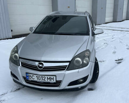 Серый Опель Астра, объемом двигателя 1.69 л и пробегом 314 тыс. км за 5700 $, фото 3 на Automoto.ua