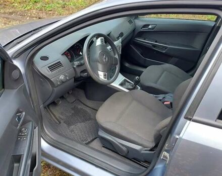 Сірий Опель Астра, об'ємом двигуна 1.6 л та пробігом 240 тис. км за 5500 $, фото 15 на Automoto.ua