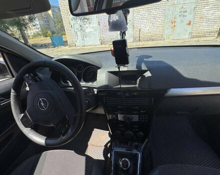 Серый Опель Астра, объемом двигателя 1.6 л и пробегом 217 тыс. км за 6000 $, фото 16 на Automoto.ua