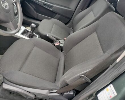 Опель Астра 2009 в Остоге на Automoto.ua Серый Опель Астра, объемом двигателя 1 л и пробегом 206 тыс. км за 5450 $, фото 2 на Automoto.ua