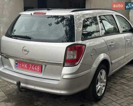 Серый Опель Астра, объемом двигателя 1.6 л и пробегом 237 тыс. км за 6300 $, фото 4 на Automoto.ua