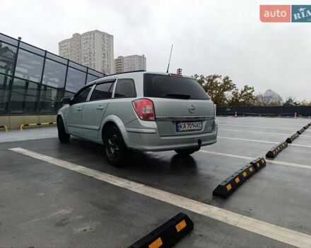 Серый Опель Астра, объемом двигателя 1.69 л и пробегом 300 тыс. км за 5800 $, фото 4 на Automoto.ua