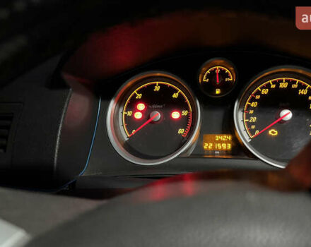 Серый Опель Астра, объемом двигателя 1.7 л и пробегом 221 тыс. км за 6200 $, фото 4 на Automoto.ua