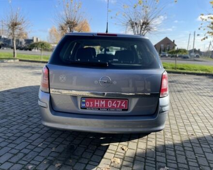 Серый Опель Астра, объемом двигателя 1.6 л и пробегом 228 тыс. км за 5500 $, фото 7 на Automoto.ua