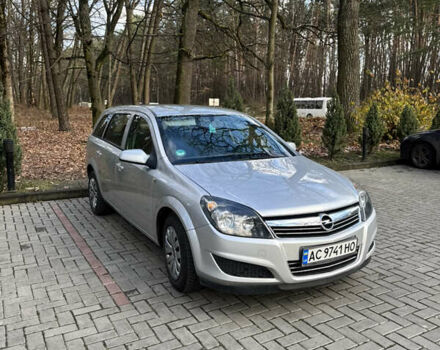Серый Опель Астра, объемом двигателя 1.6 л и пробегом 260 тыс. км за 4750 $, фото 5 на Automoto.ua