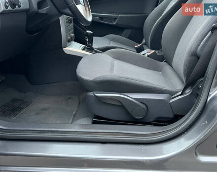 Серый Опель Астра, объемом двигателя 0 л и пробегом 230 тыс. км за 5700 $, фото 33 на Automoto.ua