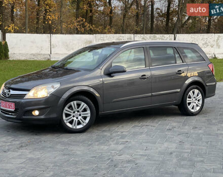 Опель Астра 2009 в Луцке на Automoto.ua Серый Опель Астра, объемом двигателя 1.6 л и пробегом 198 тыс. км за 6500 $, фото 2 на Automoto.ua