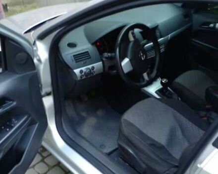 Сірий Опель Астра, об'ємом двигуна 1.7 л та пробігом 267 тис. км за 5000 $, фото 3 на Automoto.ua