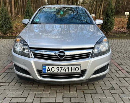 Серый Опель Астра, объемом двигателя 1.6 л и пробегом 260 тыс. км за 4750 $, фото 9 на Automoto.ua