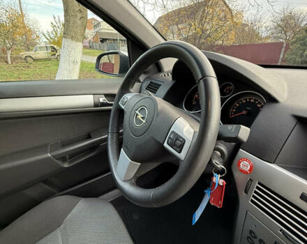 Сірий Опель Астра, об'ємом двигуна 1.7 л та пробігом 254 тис. км за 6800 $, фото 28 на Automoto.ua