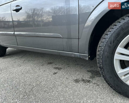 Серый Опель Астра, объемом двигателя 1.69 л и пробегом 300 тыс. км за 5500 $, фото 7 на Automoto.ua