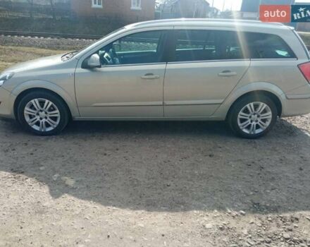 Серый Опель Астра, объемом двигателя 1.7 л и пробегом 270 тыс. км за 5800 $, фото 6 на Automoto.ua