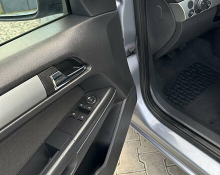 Серый Опель Астра, объемом двигателя 1.6 л и пробегом 224 тыс. км за 5500 $, фото 47 на Automoto.ua