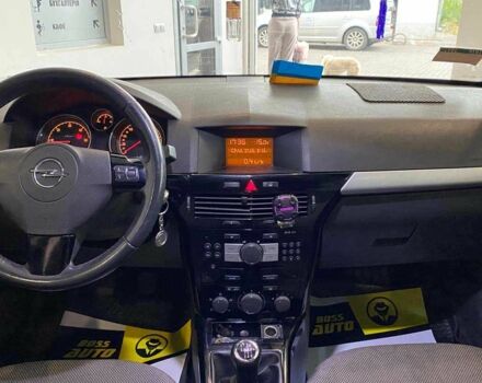 Опель Астра 2010 в Львове на Automoto.ua Серый Опель Астра, объемом двигателя 1.7 л и пробегом 230 тыс. км за 7500 $, фото 14 на Automoto.ua