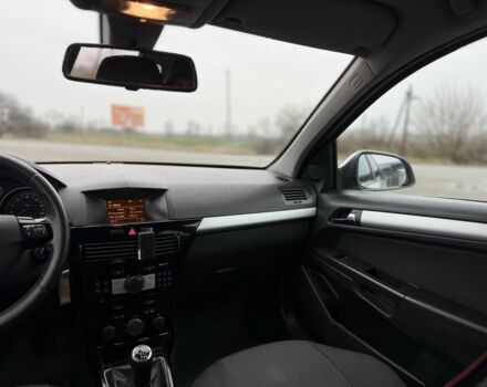 Серый Опель Астра, объемом двигателя 1.9 л и пробегом 286 тыс. км за 4820 $, фото 15 на Automoto.ua