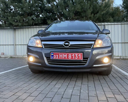 Опель Астра 2010 в Луцке на Automoto.ua Серый Опель Астра, объемом двигателя 0 л и пробегом 257 тыс. км за 6280 $, фото 3 на Automoto.ua