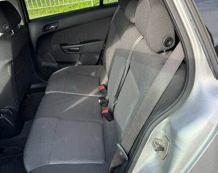 Серый Опель Астра, объемом двигателя 1.7 л и пробегом 255 тыс. км за 5800 $, фото 35 на Automoto.ua