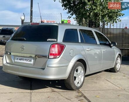 Серый Опель Астра, объемом двигателя 1.69 л и пробегом 306 тыс. км за 4690 $, фото 6 на Automoto.ua