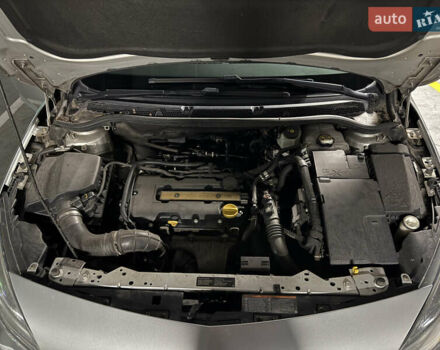 Серый Опель Астра, объемом двигателя 1.4 л и пробегом 243 тыс. км за 7800 $, фото 13 на Automoto.ua