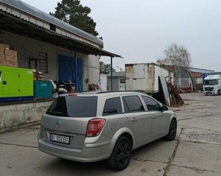 Сірий Опель Астра, об'ємом двигуна 1.7 л та пробігом 300 тис. км за 4300 $, фото 1 на Automoto.ua