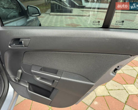 Серый Опель Астра, объемом двигателя 1.6 л и пробегом 209 тыс. км за 6300 $, фото 25 на Automoto.ua