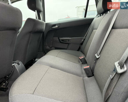 Серый Опель Астра, объемом двигателя 1.6 л и пробегом 210 тыс. км за 5499 $, фото 39 на Automoto.ua