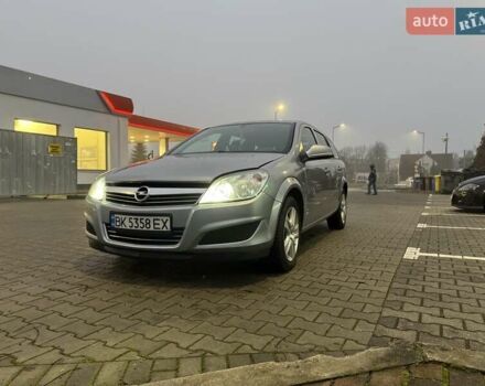 Серый Опель Астра, объемом двигателя 1.69 л и пробегом 215 тыс. км за 5100 $, фото 8 на Automoto.ua