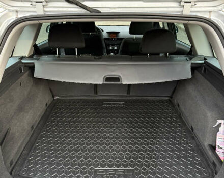 Серый Опель Астра, объемом двигателя 1.6 л и пробегом 177 тыс. км за 6700 $, фото 8 на Automoto.ua