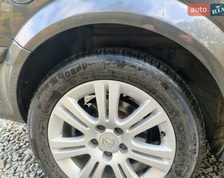 Сірий Опель Астра, об'ємом двигуна 1.69 л та пробігом 292 тис. км за 6500 $, фото 3 на Automoto.ua