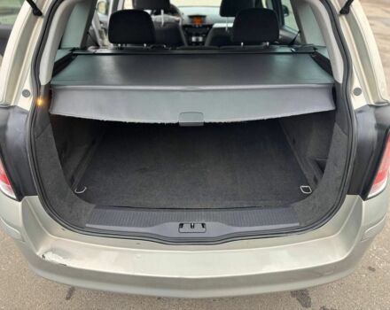 Серый Опель Астра, объемом двигателя 1.6 л и пробегом 170 тыс. км за 5300 $, фото 5 на Automoto.ua