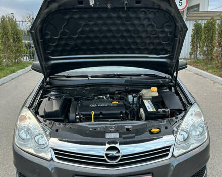 Опель Астра 2010 в Полтаве на Automoto.ua Серый Опель Астра, объемом двигателя 1.6 л и пробегом 143 тыс. км за 6500 $, фото 61 на Automoto.ua