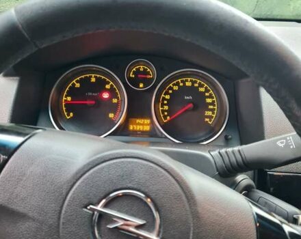 Сірий Опель Астра, об'ємом двигуна 1.69 л та пробігом 374 тис. км за 5500 $, фото 11 на Automoto.ua