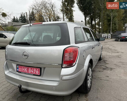 Опель Астра 2010 у Вінниці на Automoto.ua Сірий Опель Астра, об'ємом двигуна 0 л та пробігом 210 тис. км за 5600 $, фото 14 на Automoto.ua