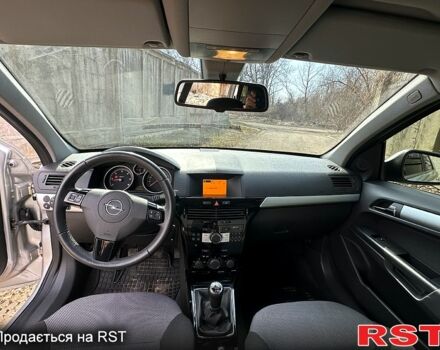 Сірий Опель Астра, об'ємом двигуна 1.7 л та пробігом 240 тис. км за 7100 $, фото 7 на Automoto.ua