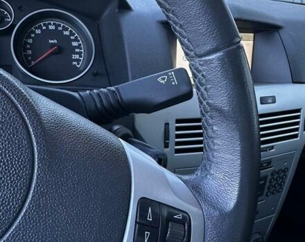 Сірий Опель Астра, об'ємом двигуна 1.7 л та пробігом 234 тис. км за 5500 $, фото 30 на Automoto.ua