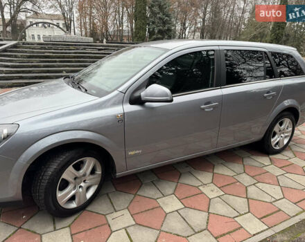 Серый Опель Астра, объемом двигателя 1.6 л и пробегом 209 тыс. км за 6300 $, фото 2 на Automoto.ua