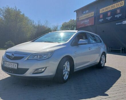 Серый Опель Астра, объемом двигателя 1.7 л и пробегом 282 тыс. км за 7200 $, фото 5 на Automoto.ua