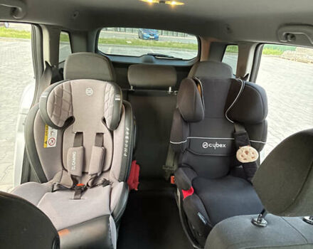 Сірий Опель Астра, об'ємом двигуна 1.7 л та пробігом 256 тис. км за 4800 $, фото 27 на Automoto.ua