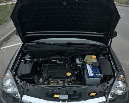 Сірий Опель Астра, об'ємом двигуна 1.4 л та пробігом 179 тис. км за 6700 $, фото 6 на Automoto.ua