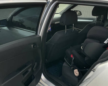 Сірий Опель Астра, об'ємом двигуна 1.7 л та пробігом 256 тис. км за 4800 $, фото 16 на Automoto.ua