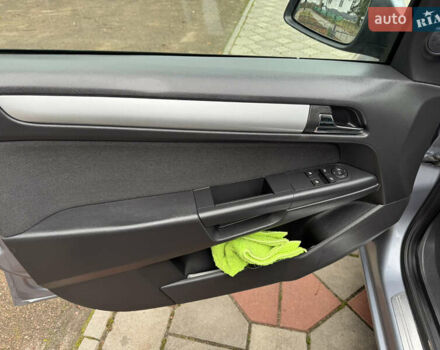 Серый Опель Астра, объемом двигателя 1.6 л и пробегом 209 тыс. км за 6400 $, фото 34 на Automoto.ua