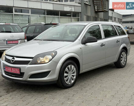 Серый Опель Астра, объемом двигателя 1.6 л и пробегом 210 тыс. км за 5499 $, фото 1 на Automoto.ua
