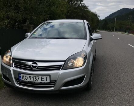 Опель Астра 2010 в Межгорье на Automoto.ua Серый Опель Астра, объемом двигателя 1.7 л и пробегом 260 тыс. км за 5500 $, фото 2 на Automoto.ua