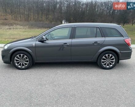 Серый Опель Астра, объемом двигателя 1.6 л и пробегом 248 тыс. км за 6850 $, фото 3 на Automoto.ua