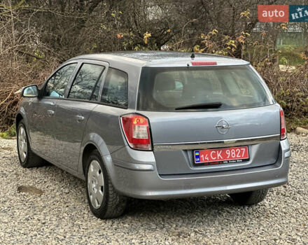 Серый Опель Астра, объемом двигателя 1.6 л и пробегом 224 тыс. км за 5500 $, фото 10 на Automoto.ua