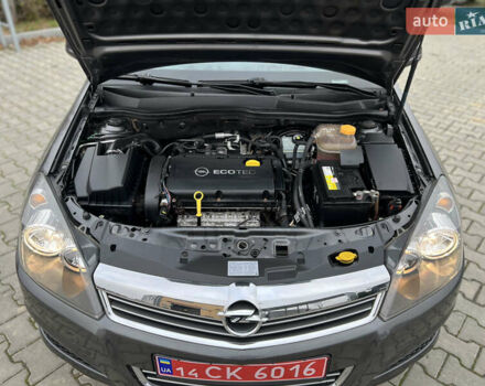 Сірий Опель Астра, об'ємом двигуна 1.6 л та пробігом 260 тис. км за 6250 $, фото 95 на Automoto.ua
