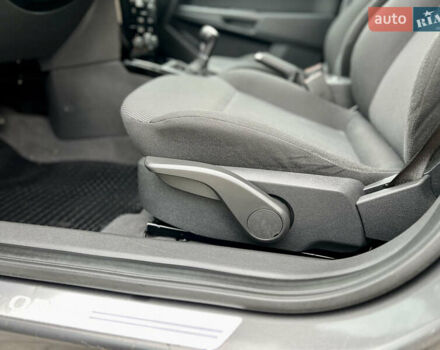 Сірий Опель Астра, об'ємом двигуна 1.6 л та пробігом 260 тис. км за 6250 $, фото 61 на Automoto.ua