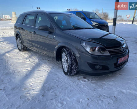 Серый Опель Астра, объемом двигателя 1.6 л и пробегом 232 тыс. км за 5600 $, фото 38 на Automoto.ua